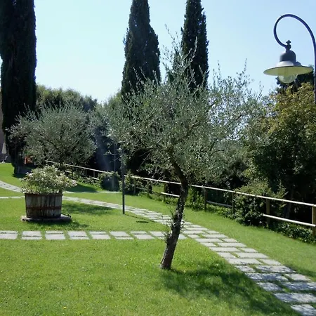 Апартаменты Popoltaio-schiacciato Sleeps 2 Pool Air Con *
