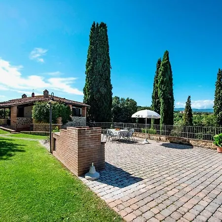 Popoltaio-schiacciato Sleeps 2 Pool Air Con * Ravigliano