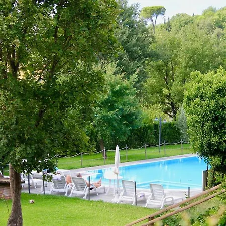Apartment Popoltaio-schiacciato Sleeps 2 Pool Air Con Ravigliano