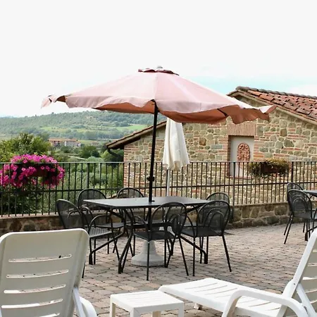 Popoltaio-schiacciato Sleeps 2 Pool Air Con Апартаменты