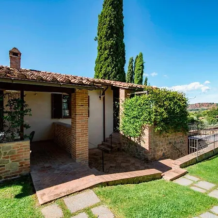 Popoltaio-schiacciato Sleeps 2 Pool Air Con